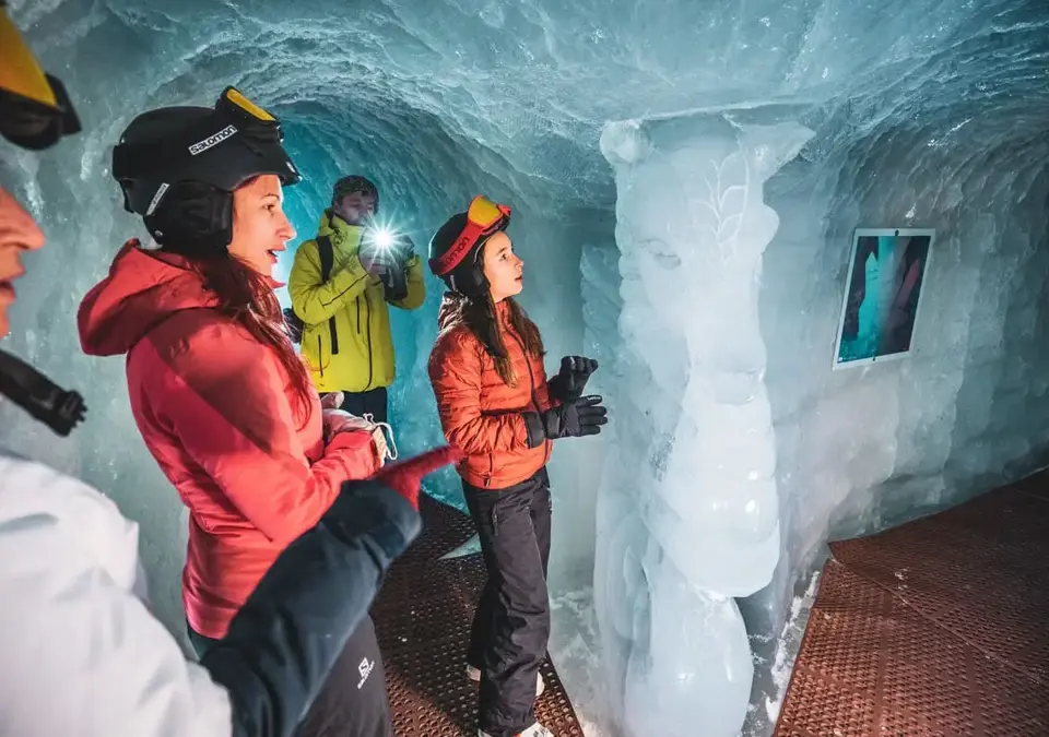 Les Deux Alpes ice cave.webp