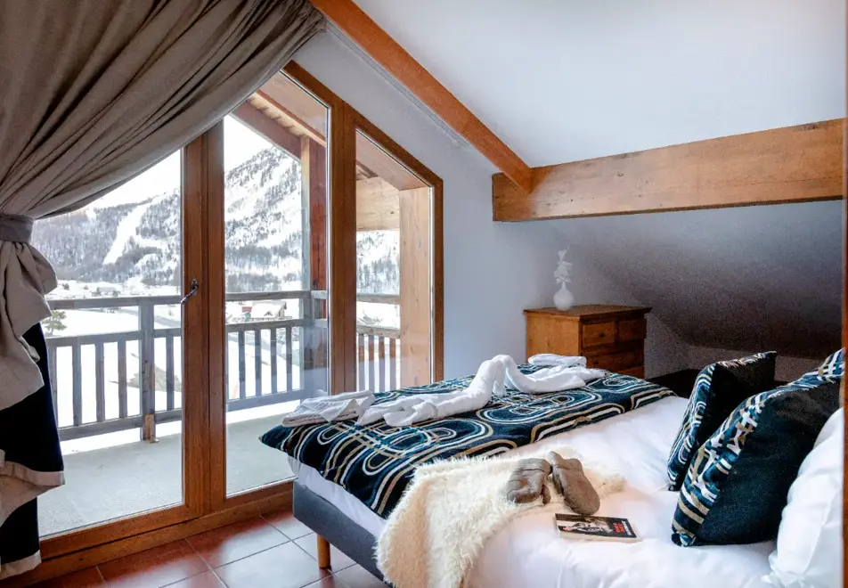 Hameau des Airelles, Montgenevre (self catered apartments) - Typical 3 Bed (©Manureyboz)