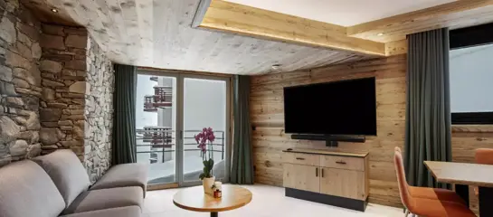 Quartz 601 – 4 bedroom duplex apartment sleeping 8 (c.97m2):