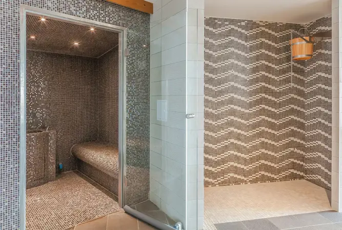 Les Balcons Platinium-Val Thorens-Steam room.webp