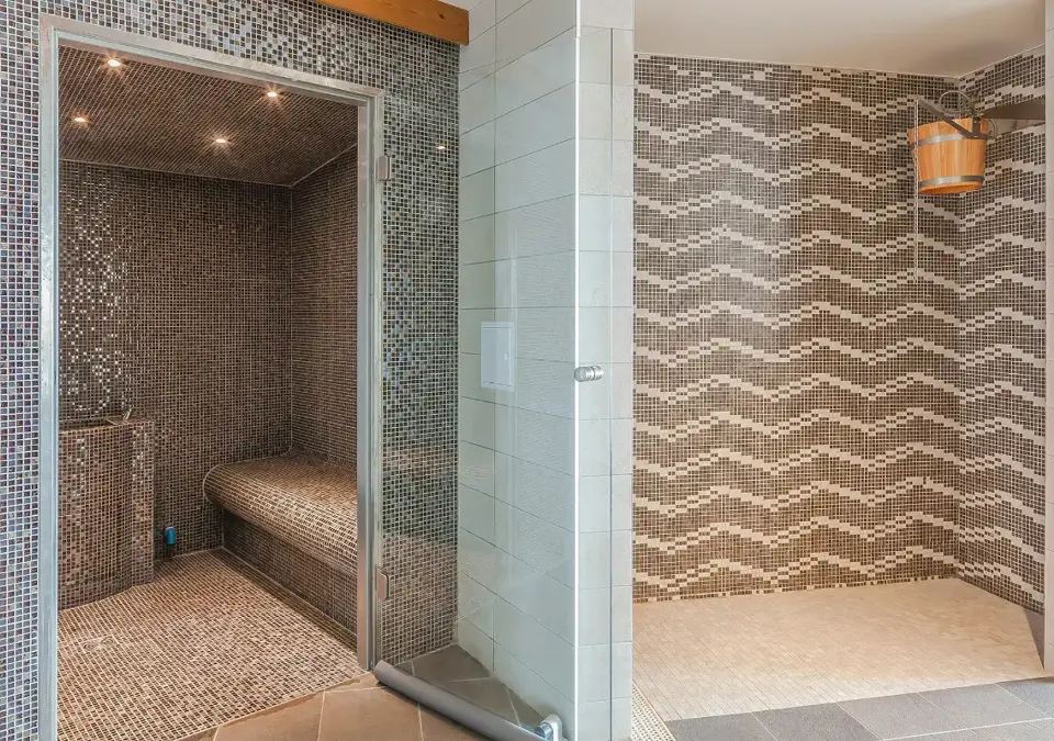 Les Balcons Platinium-Val Thorens-Steam room.webp