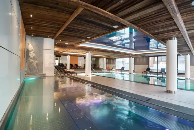 Le Cristal de Jade-Chamonix-Indoor pool (2).webp