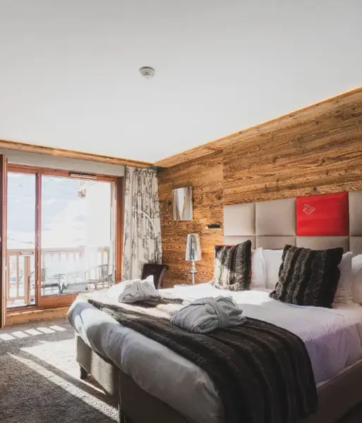 Koh-I Nor-Val, Thorens (hotel) - Typical hotel room (@Norman Giry)