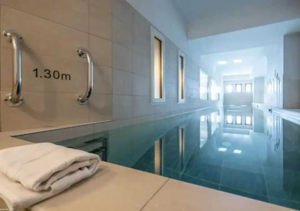 Cocoon-Val Thorens-Indoor pool.webp