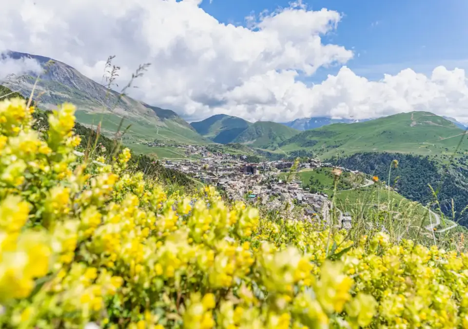 Alpe d'Huez village (©Lionel_Royet).webp