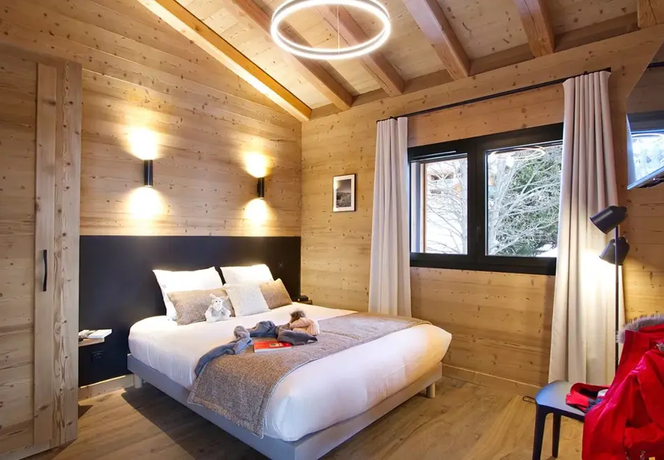 Panthere des Neiges, Les Deux Alpes (self catered chalet) - Double bedroom
