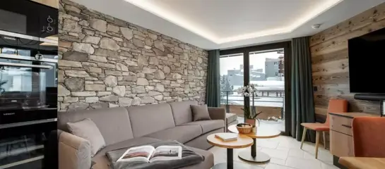 Quartz 203 – 4 bedroom duplex apartment sleeping 8/10 (c.105m2):