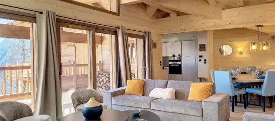 Apartment 12 - 4 bedroom mezzanine apartment sleeping 8 (c.98m2):