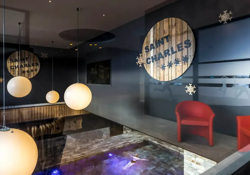 Hotel St Charles-Val Cenis-Reception lounge (3).webp