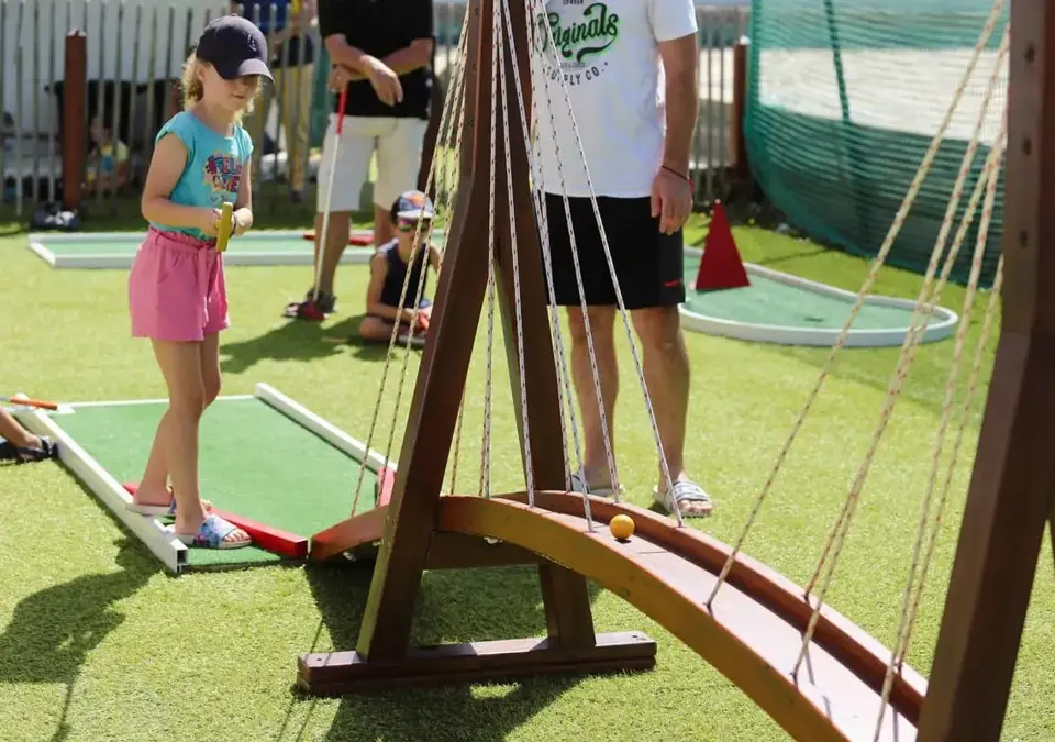 Villard de Lans summer mini golf.webp