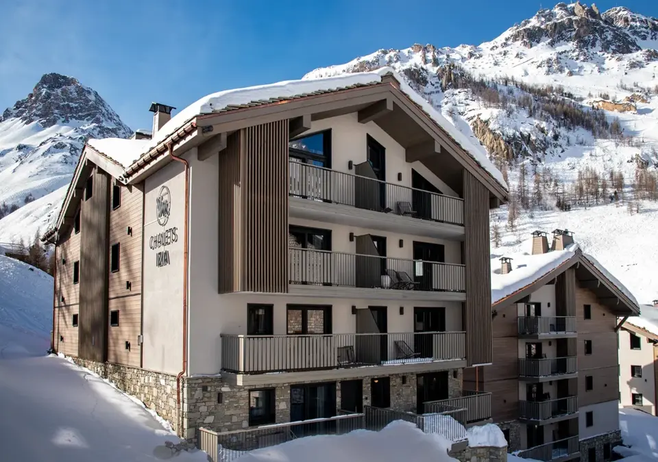 Izia-Val d'Isere-Exterior (8) (1).webp