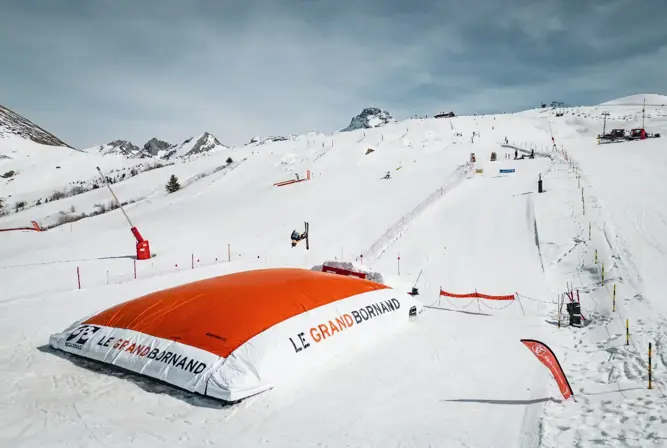 Le Grand Bornand air bag.webp
