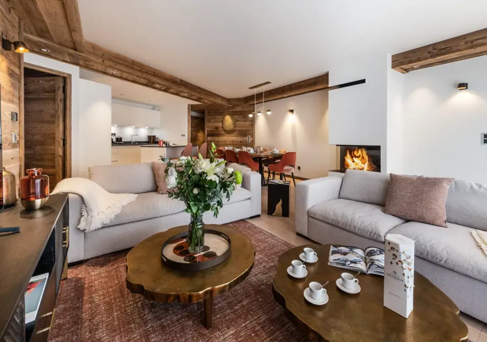 2-Alaska Lodge-Val d'Isere (3).webp