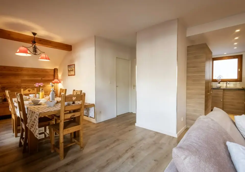 Adrien-Valloire-Apt 5 (1).webp