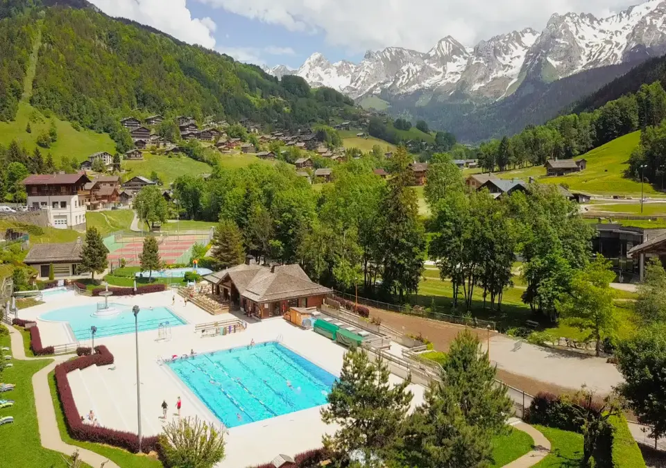 Le Grand Bornand outdoor pool (2).webp