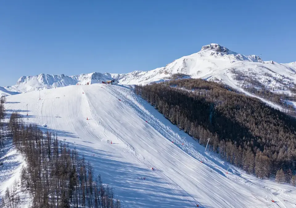 Auron - Ski slopes (2).webp