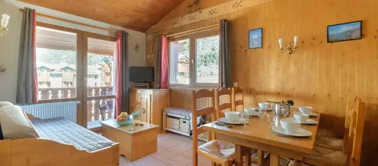 2 bedroom apartment sleeping 4/6 (c.38m2):