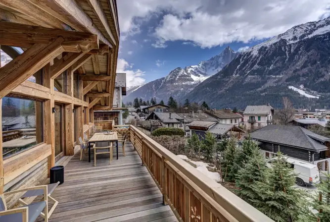 Chalet Alaska-Chamonix (Adam Johnston) (18).webp