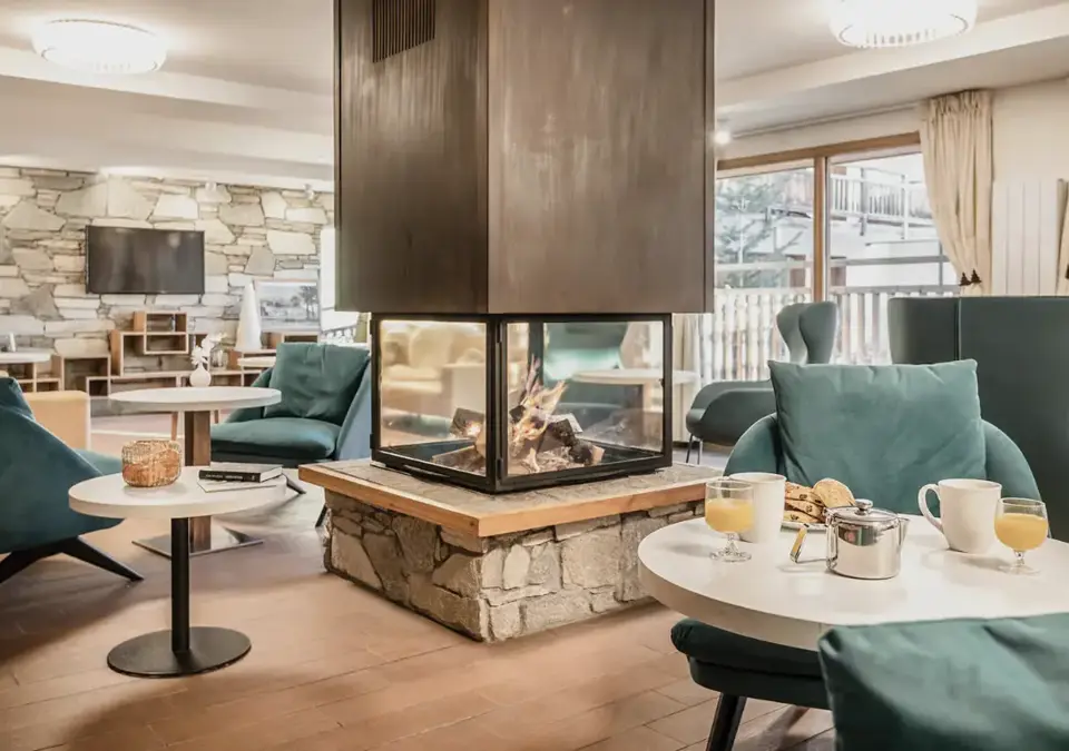 Hameau des Airelles-Montgenevre-Residence lounge (©ManuReyboz).webp