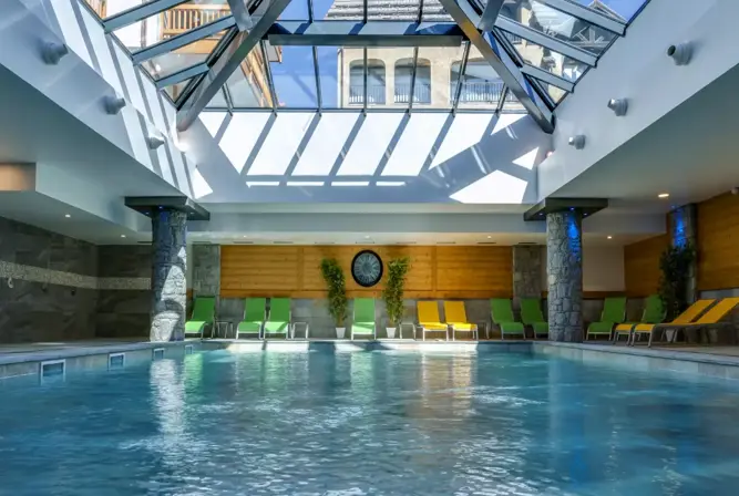 Le Napoleon-Montgenevre-Indoor pool (1).webp