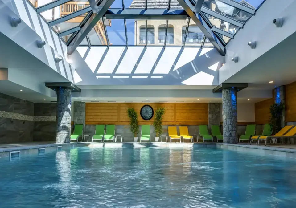 Le Napoleon-Montgenevre-Indoor pool (1).webp