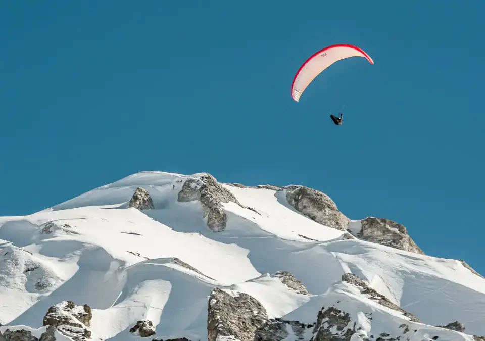 Tignes-Tarentaise-Paragliding (©andyparant).webp