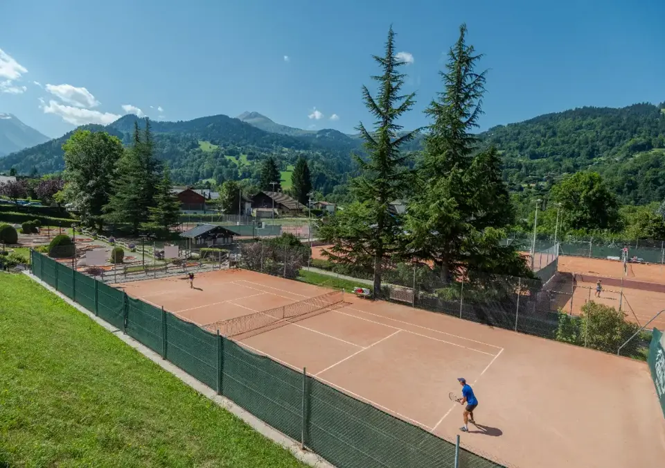 St Gervais-Mont Blanc-Tennis.webp