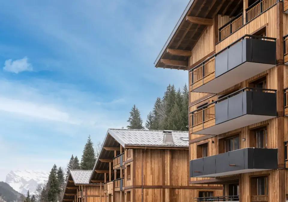 SUMMER-Laska-Les Contamines-Exterior.webp