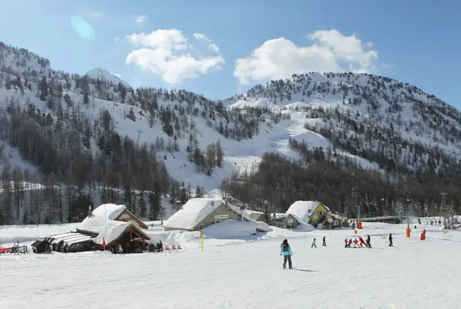 Isola 2000 skiing (4).webp
