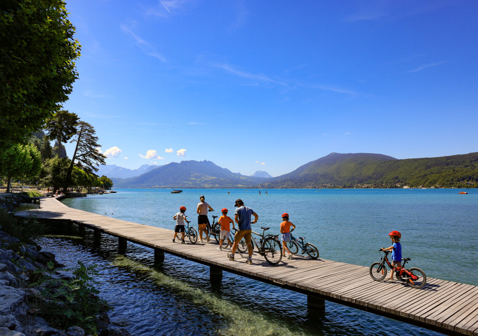 Lake Annecy-Biking (2).JPG