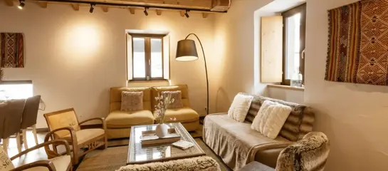 Number 8 (c.120m2) sleeps 10 (split level apartment): 
