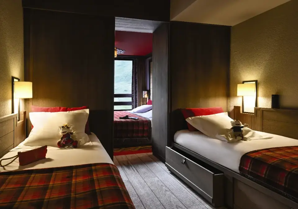 Val Claret-Tignes Val Claret-Typical room (5).webp