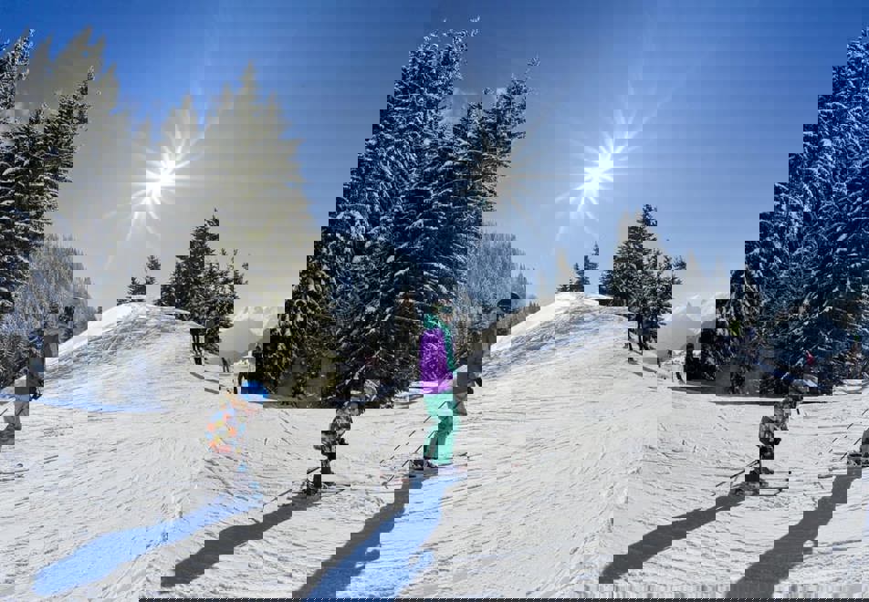 La Clusaz skiing (©DavidMachet)