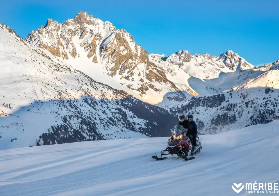 Meribel snow mobiles (©OT Meribel).webp