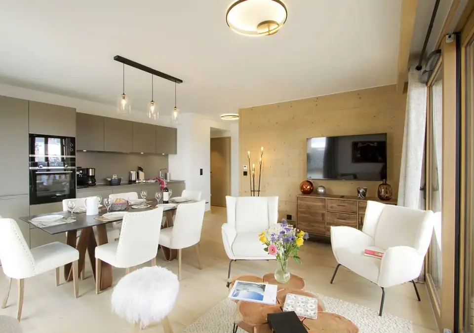 Phoenix-Alpe d'Huez-Typical B building apartments (2).webp