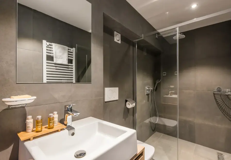 Le Ridge (self catered apartments) - Apartment Ayan