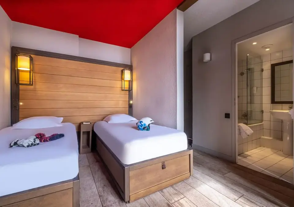Val Claret-Tignes Val Claret-Typical room (2).webp