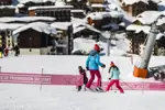Tignes-Tarentaise-Ski beginners at Le Lac (©STGM).webp