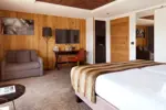 Daria-I Nor-Alpe d'Huez-Typical room styles (©Matthieu Cellard).webp