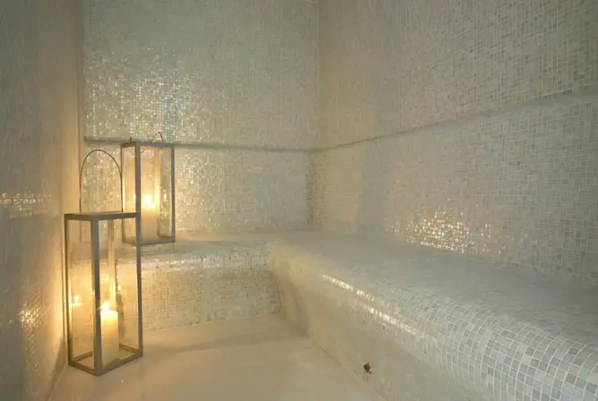 Chalet Blanc-Montgenevre-Steam room.webp