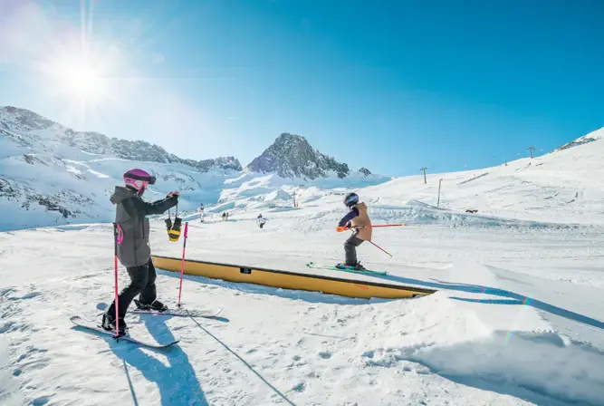 Tignes-Tarentaise-Skiing (©andyparant) (2).webp