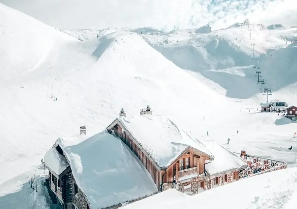 Les Deux Alpes altitude restaurant.webp