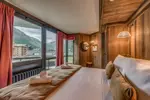 Le Val d'Isere-Val d'Isere-CHEVRIL Apt (andyparant) (1).webp