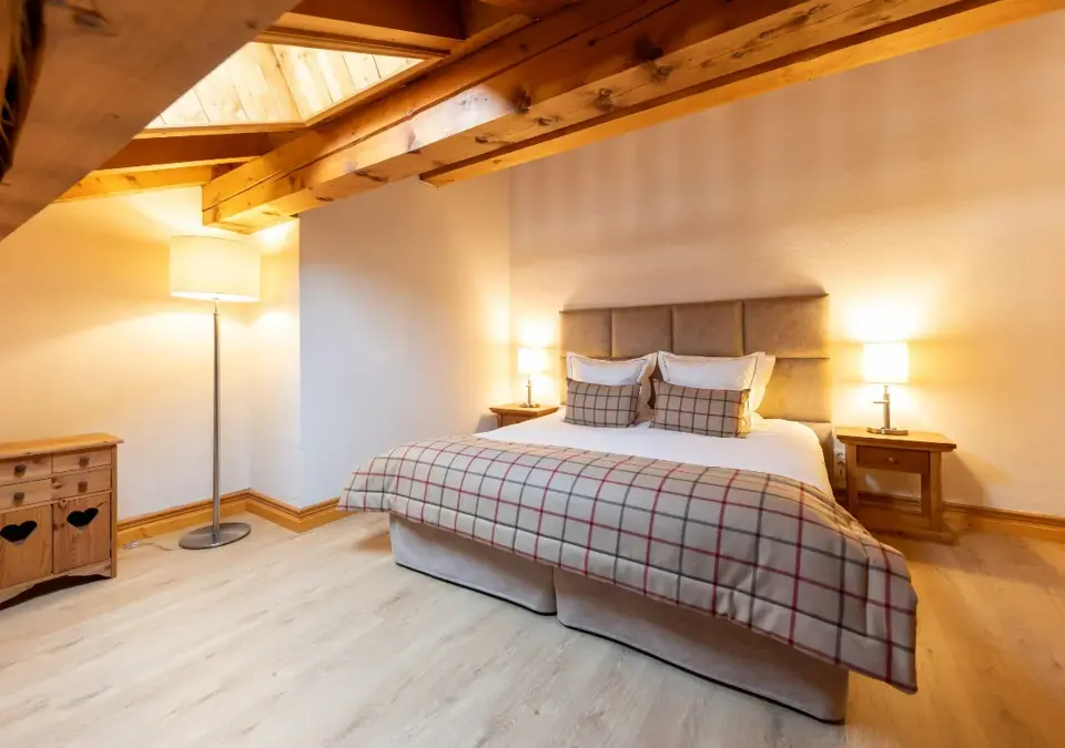 Hotel St Martin & Apartments-Typical hotel room (5).webp