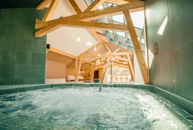 Hotel Lykke-Chamonix-Indoor pool (2).webp