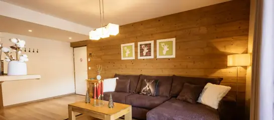 Number 7 **** (c.89m2) sleeps 6-8:
