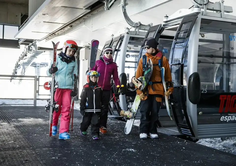Tignes-Tarentaise-Gondola (©STGM).webp