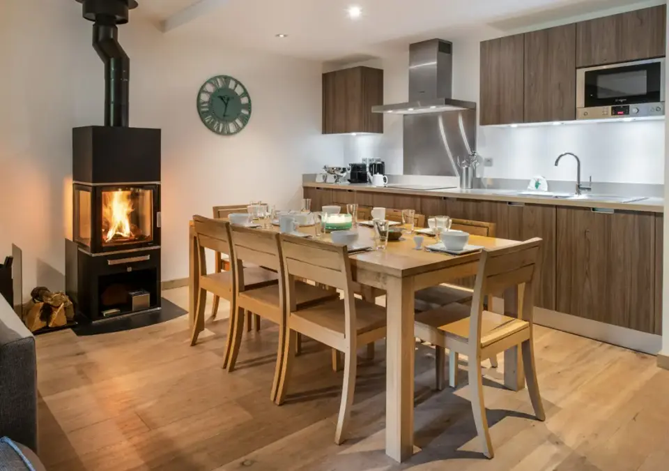 B05-Whistler Lodge-Courchevel (8).webp