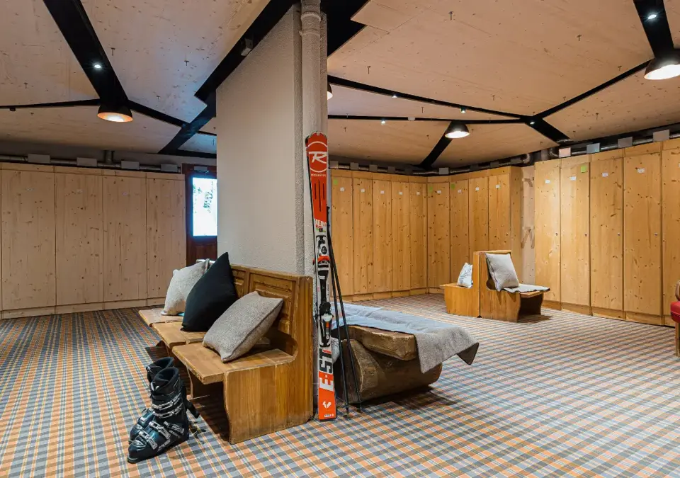 Carlina hotel and apartments-Belle Plagne-Ski room.webp