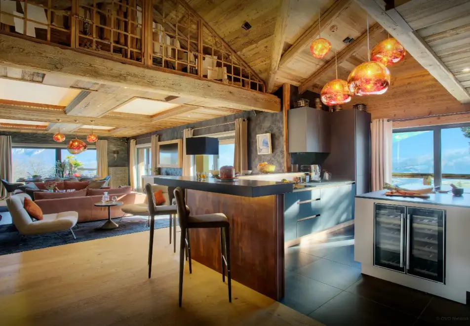 Chalet Kalyssia, Lake Annecy (self catered chalet) - Open plan living/diner